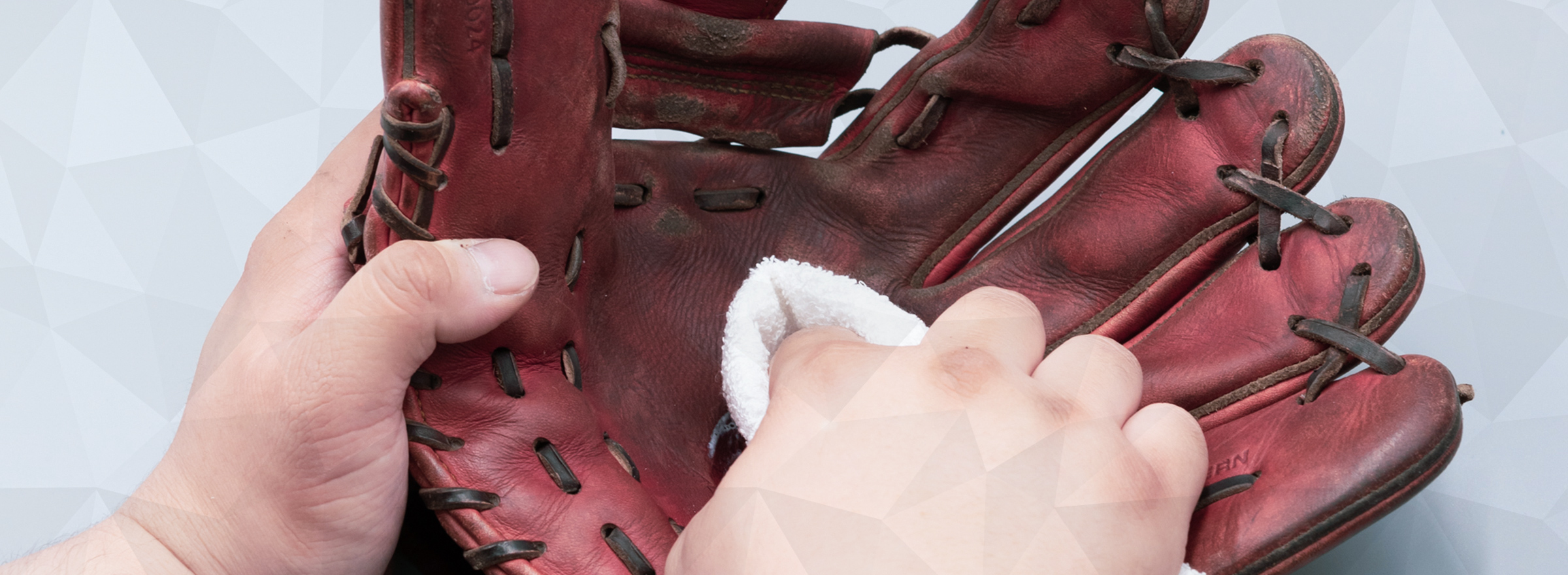 タイプ別に解説！　クリーニングオイルの選び方